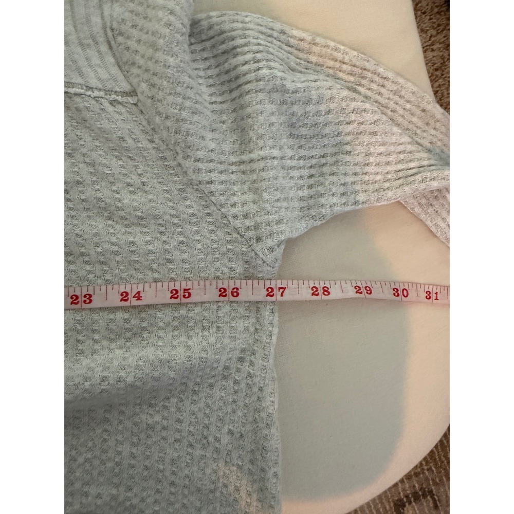 Free People Oversized Waffle Thermal Top L Gray Raw Hem Slouchy We The Free - Picture 6 of 7